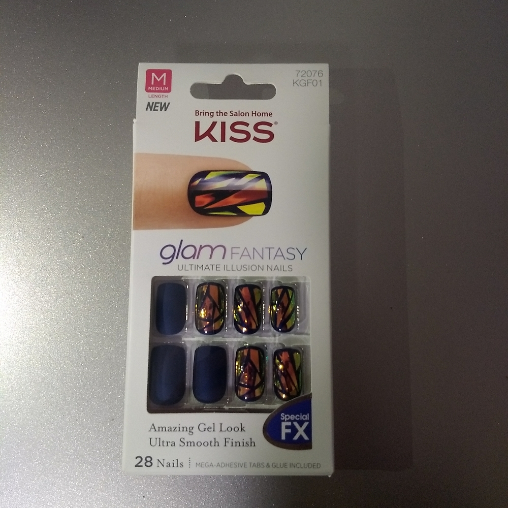 Kiss Nails